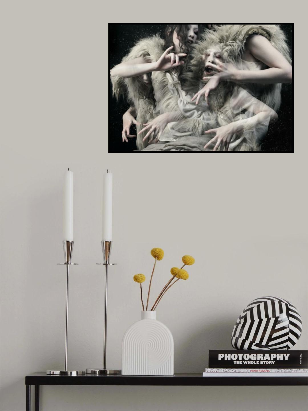 Wolf daughters Poster och Canvastavla