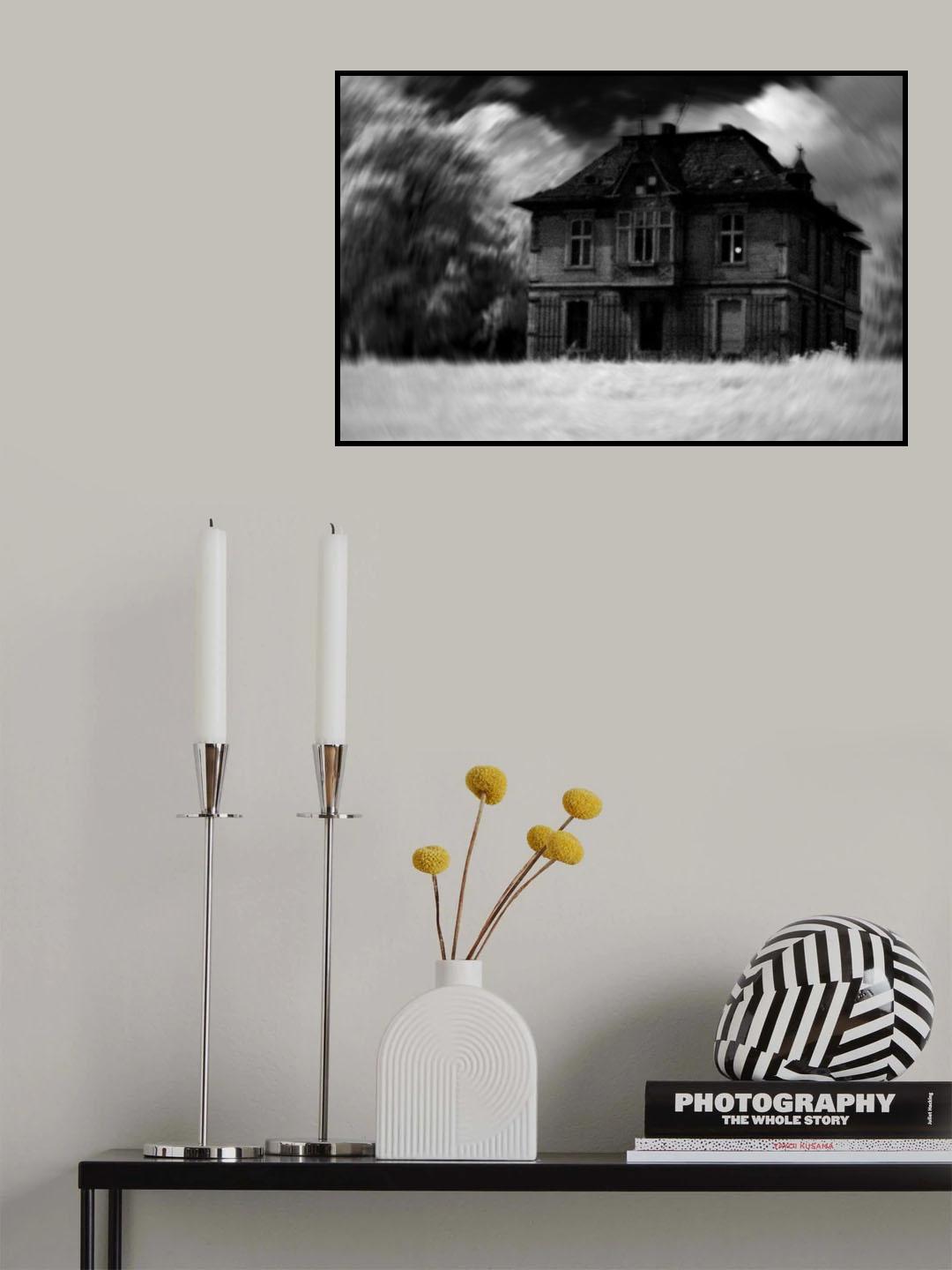 The haunted house Poster och Canvastavla