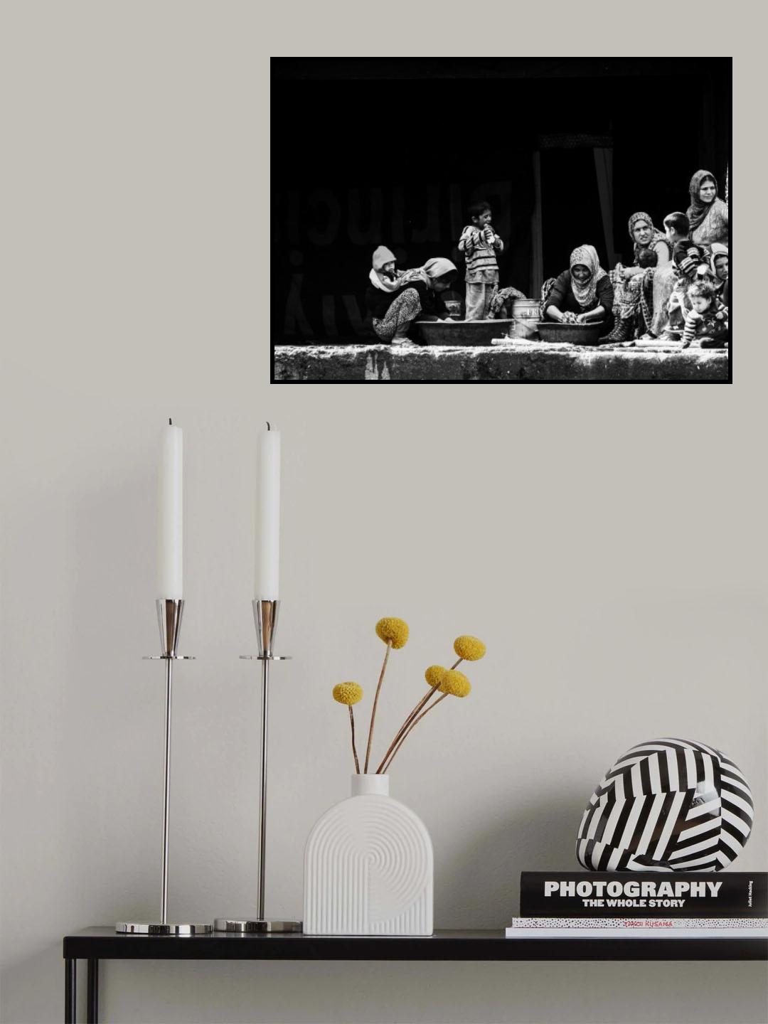 Women washing Poster och Canvastavla