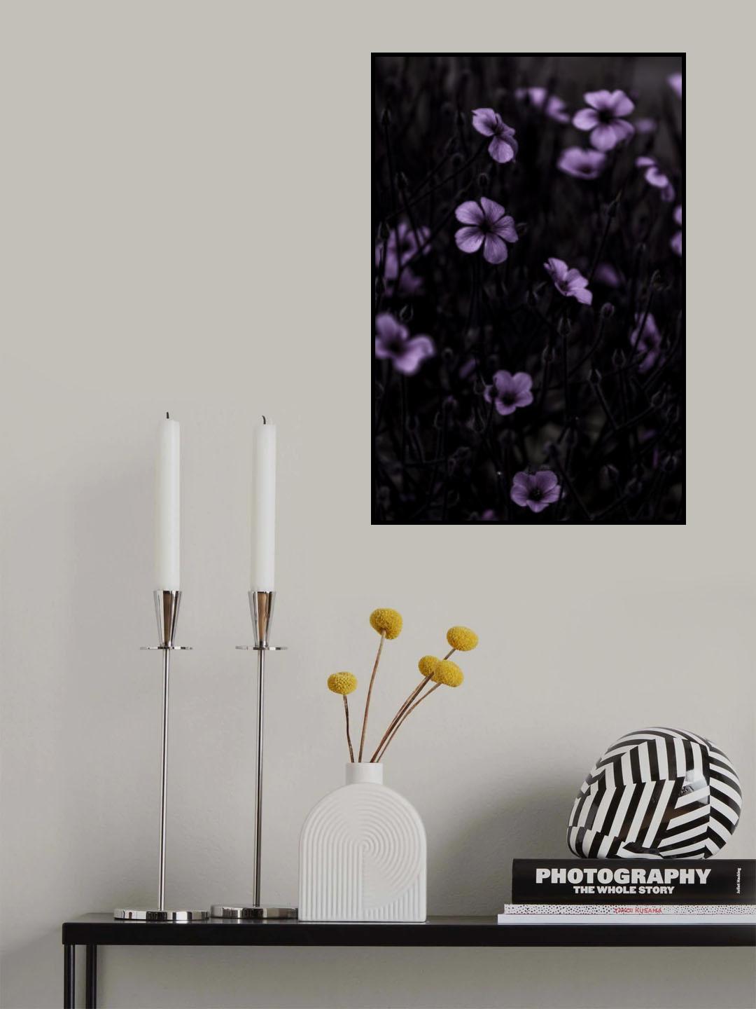 Dark Flowers 10 Poster och Canvastavla