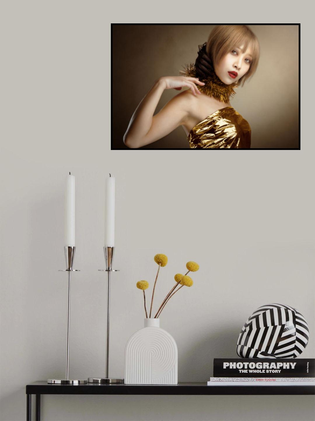 Gold Dress Poster och Canvastavla