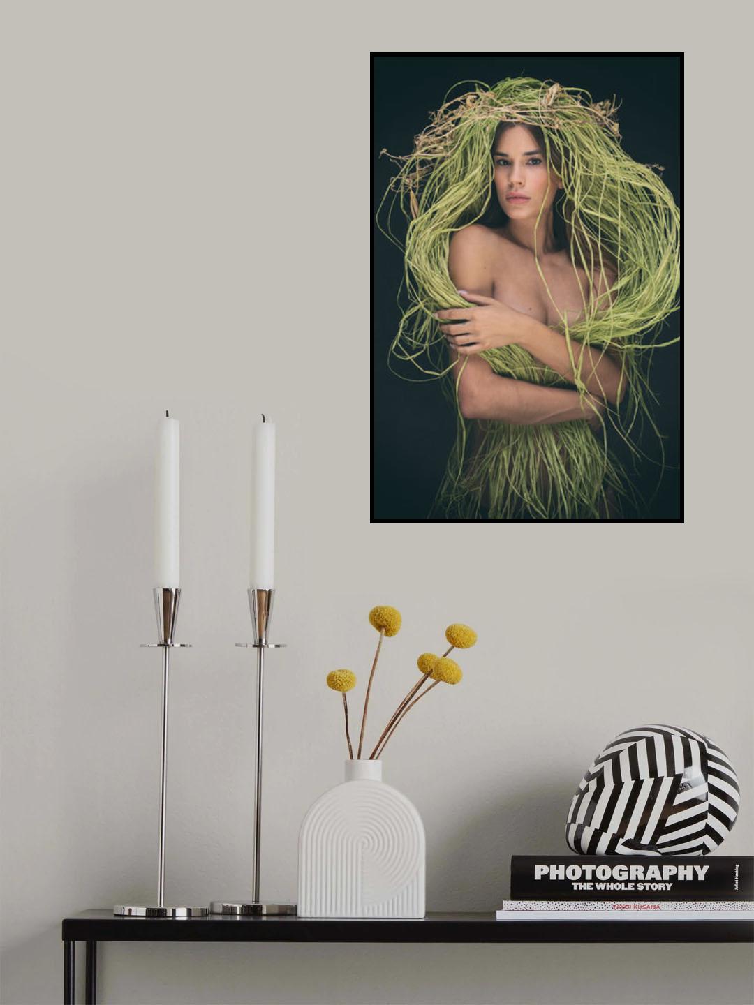 Lorena in green Poster och Canvastavla