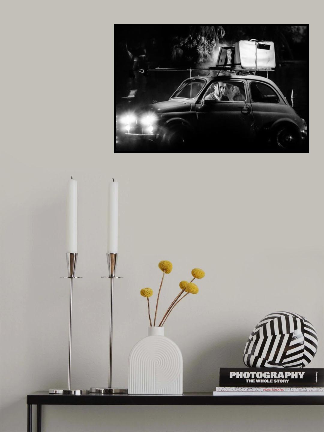 Passing by Poster och Canvastavla
