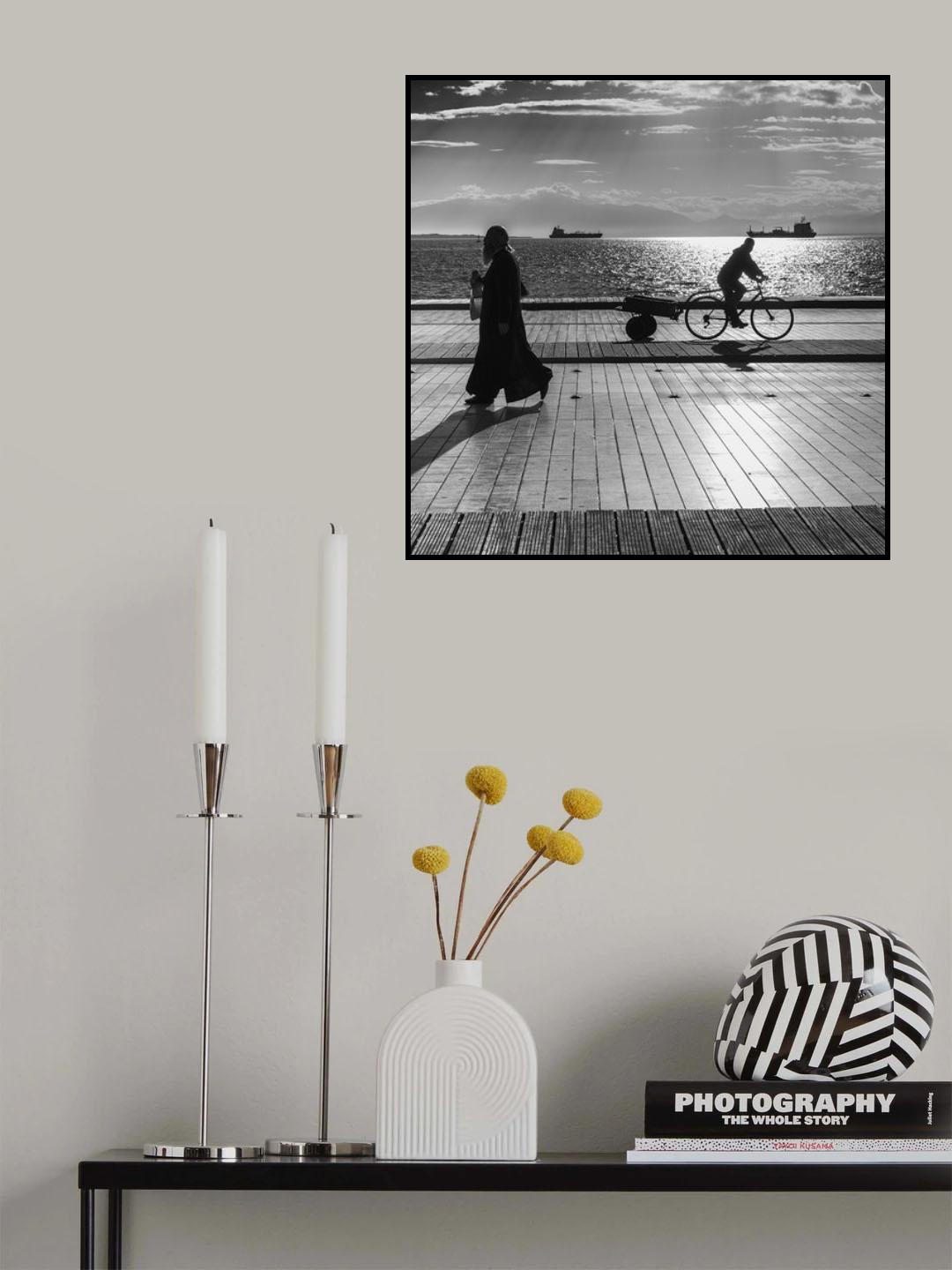 Strolling Around Poster och Canvastavla