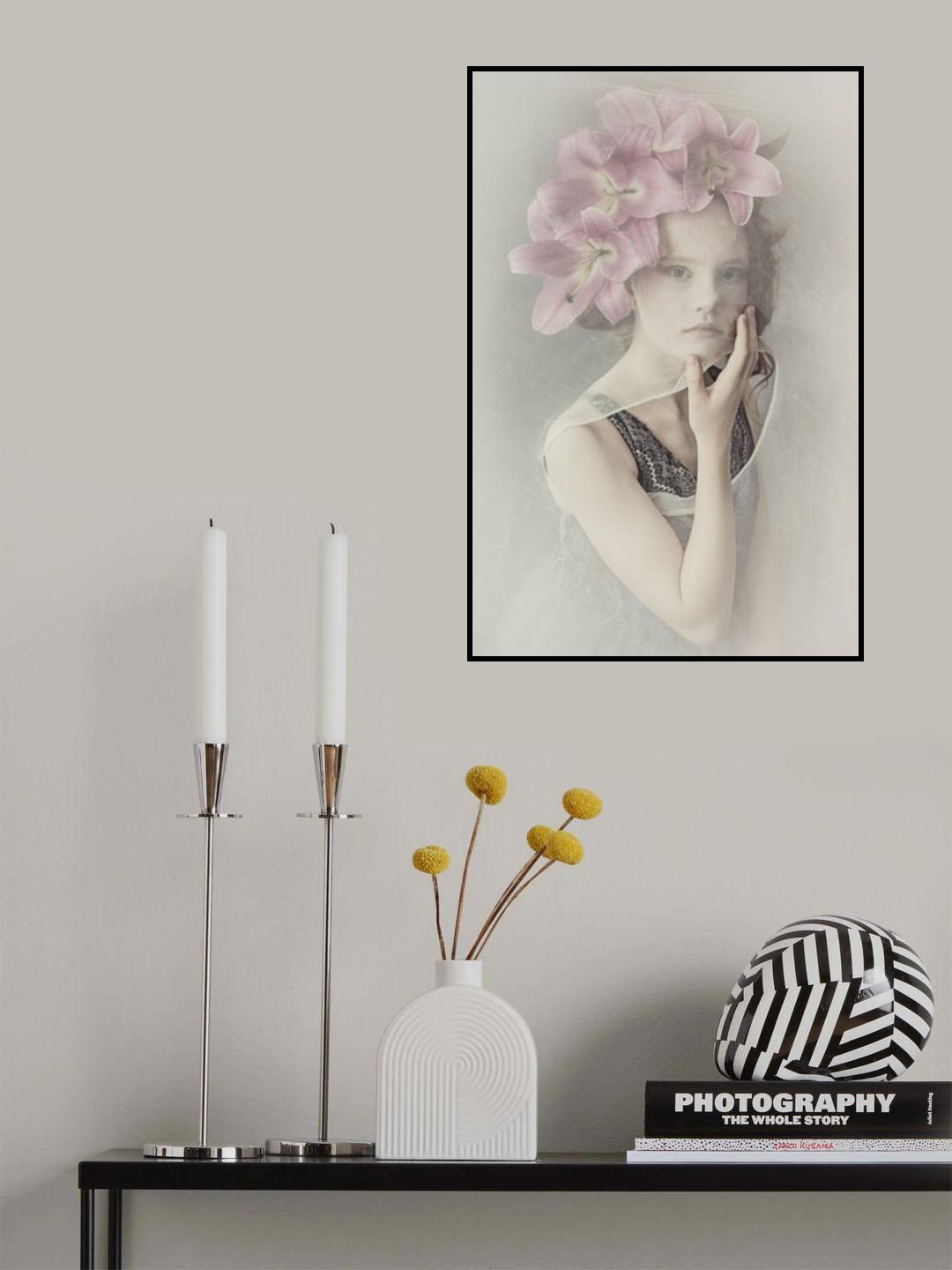 Mystery Girl Poster och Canvastavla