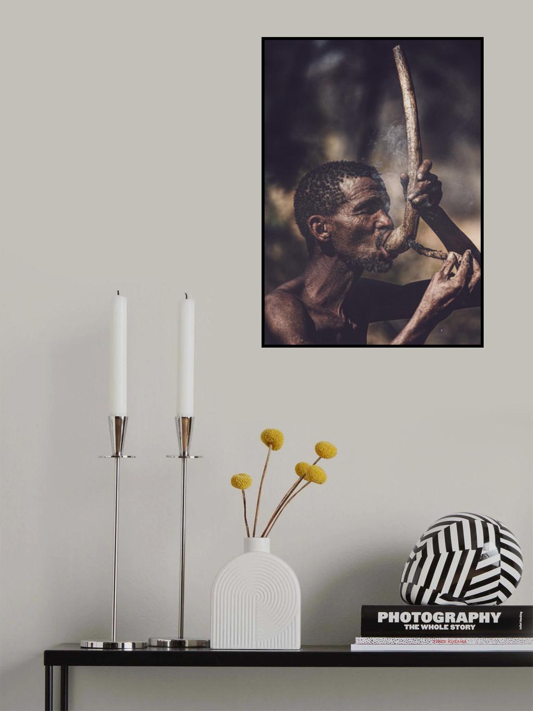 Smoking bushman Poster och Canvastavla