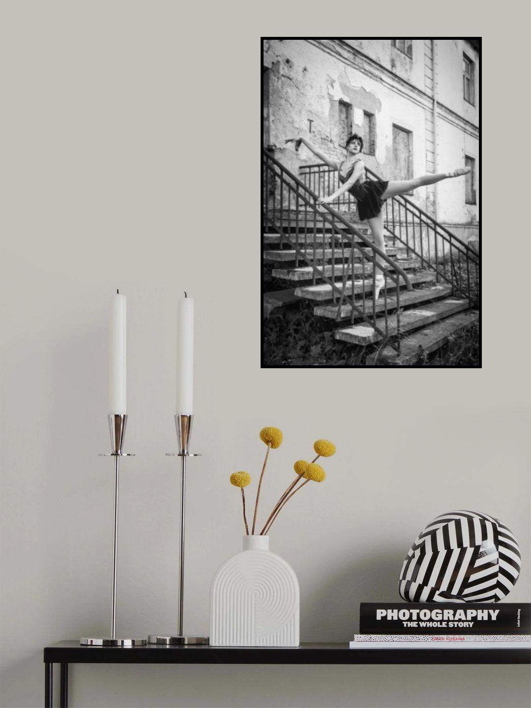 On the stairs Poster och Canvastavla