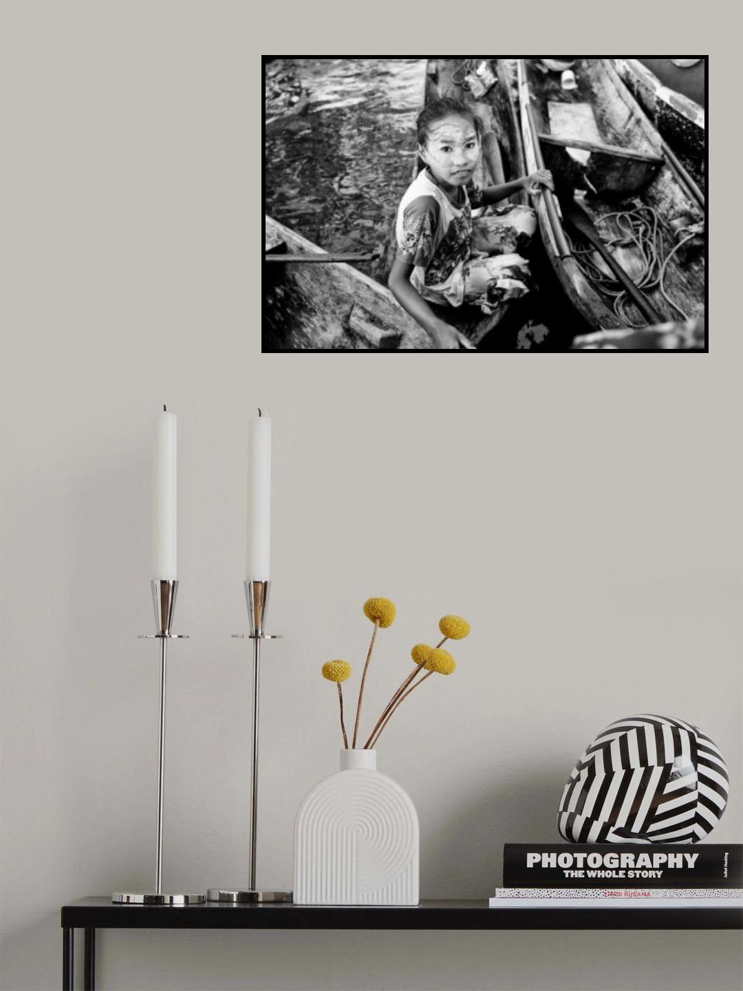 Girl in a Canoe Poster och Canvastavla