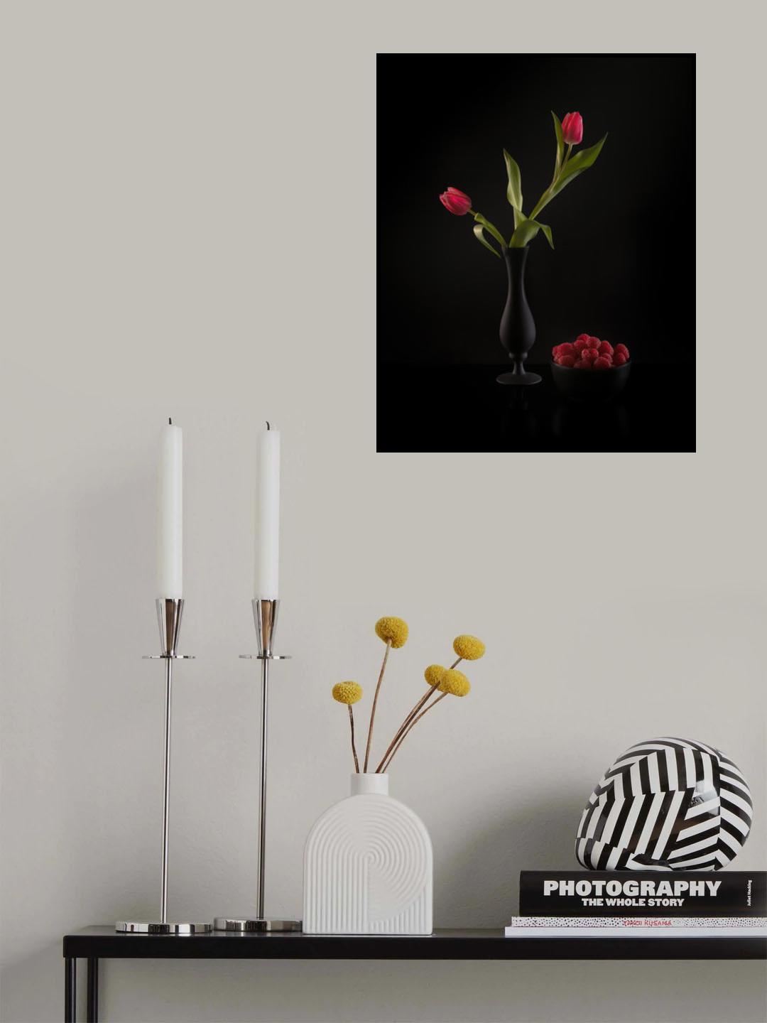 Tulips and Raspberry Poster och Canvastavla