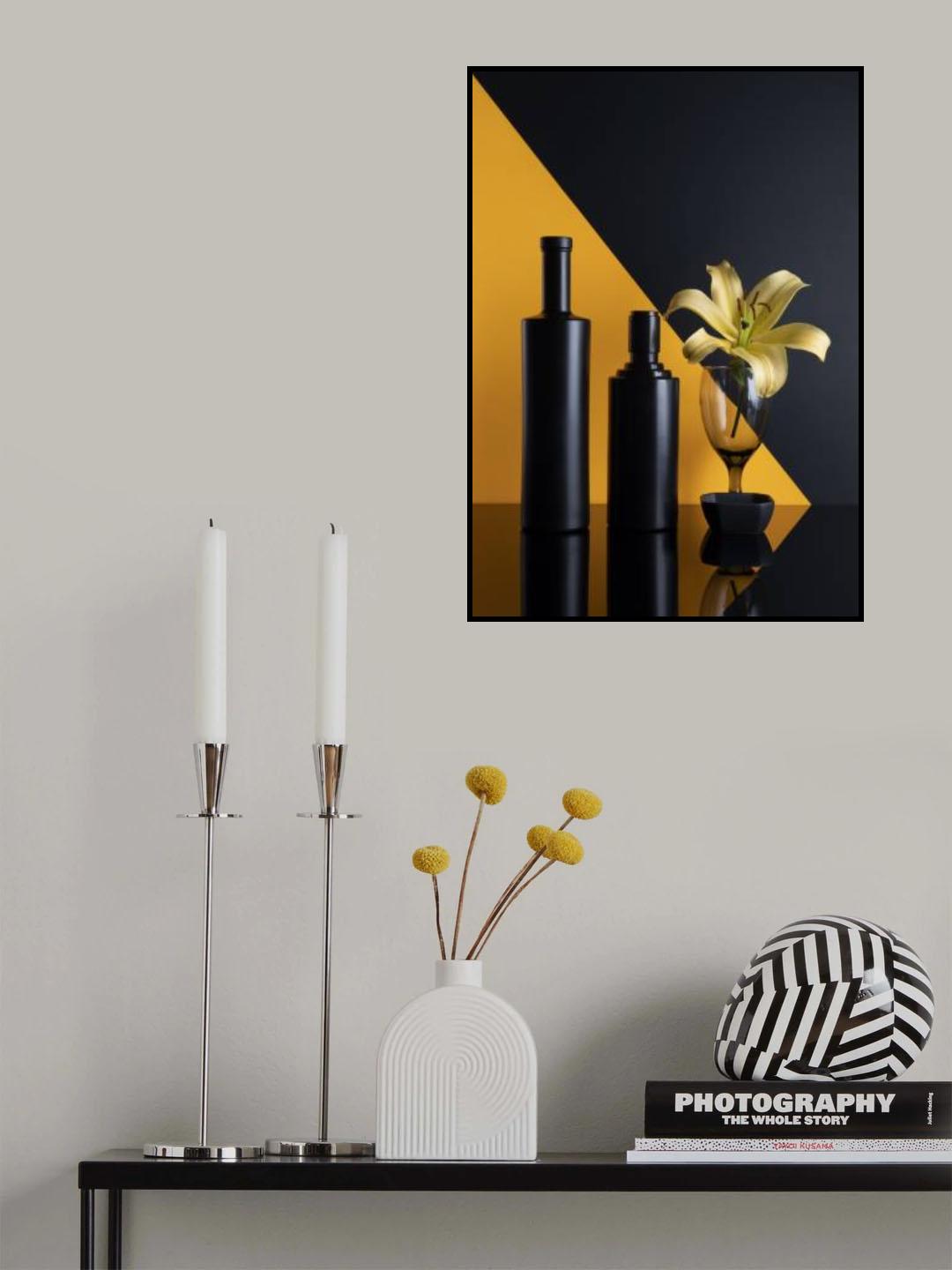 Blooming Lily Poster och Canvastavla