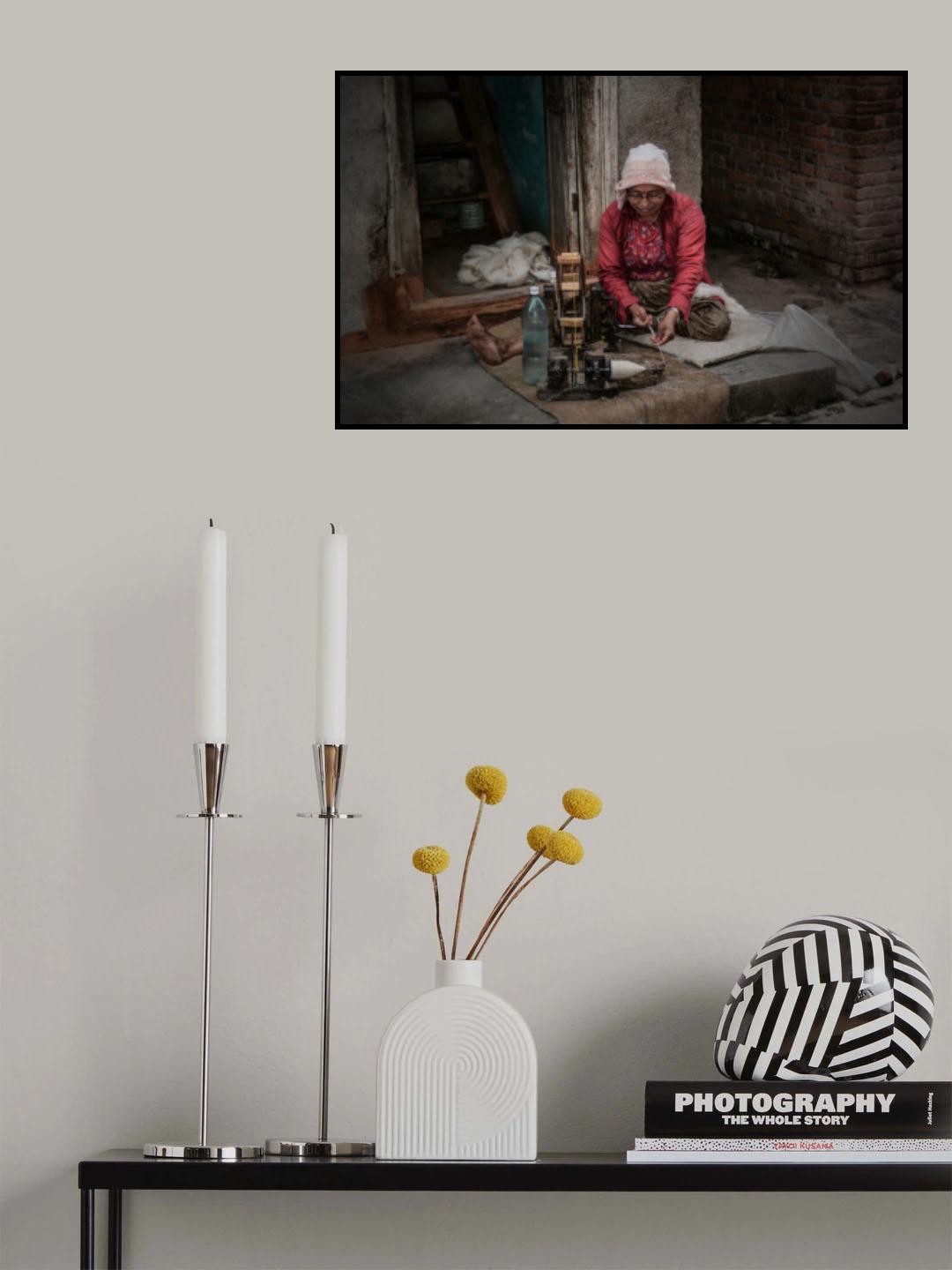 Wool weaving in joy Poster och Canvastavla