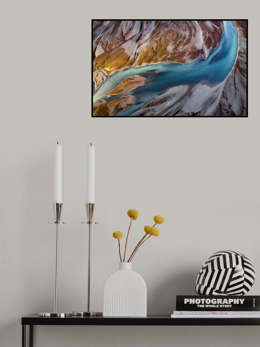 Contrasts in Motion Poster och Canvastavla