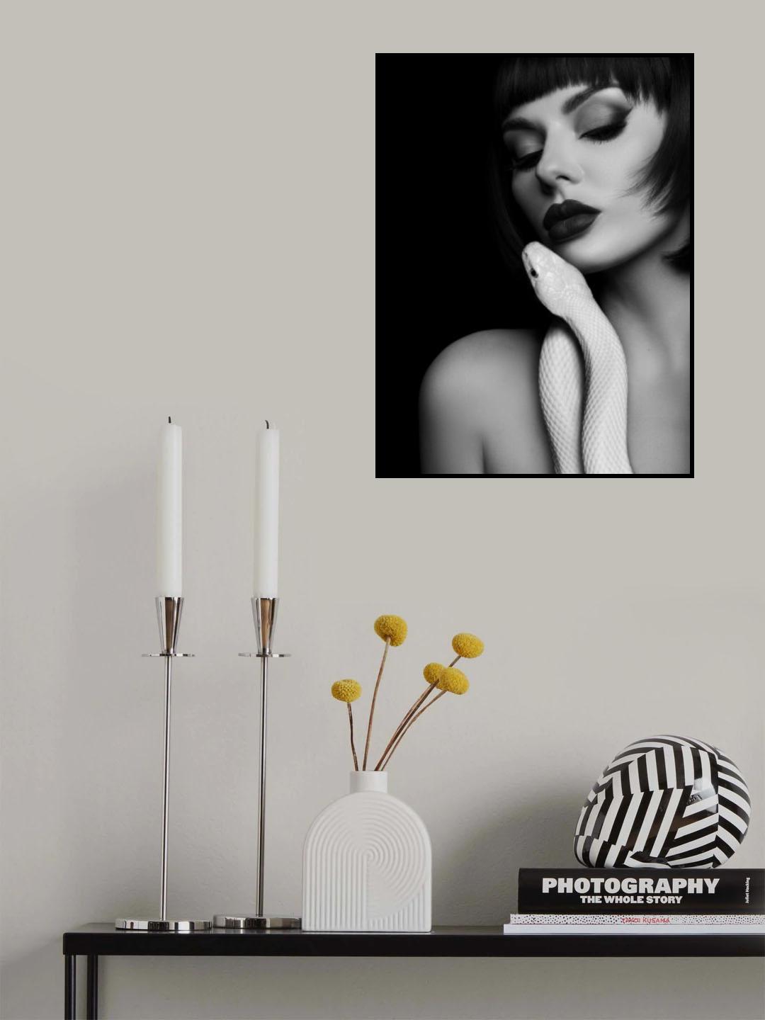 Forbidden Embrace Poster och Canvastavla