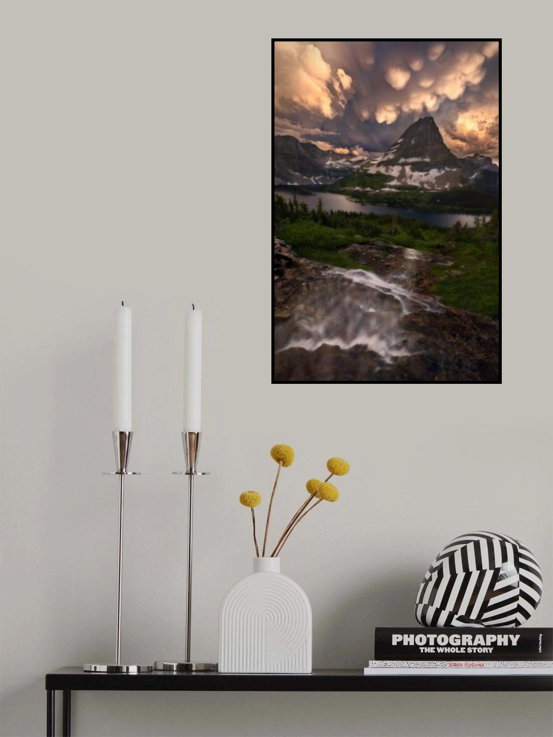 Descent to Explosion Poster och Canvastavla