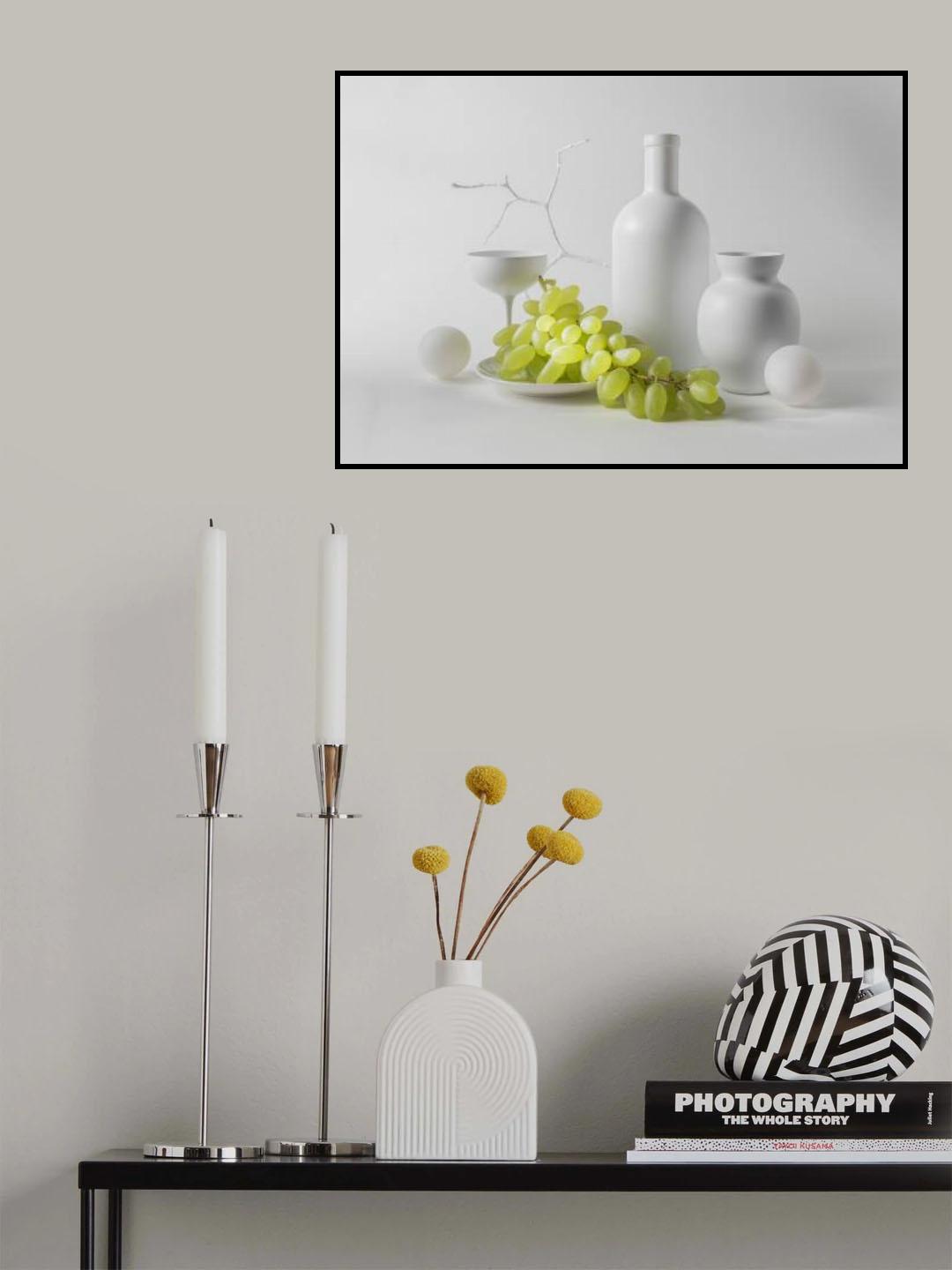 "White and grapes" Poster och Canvastavla