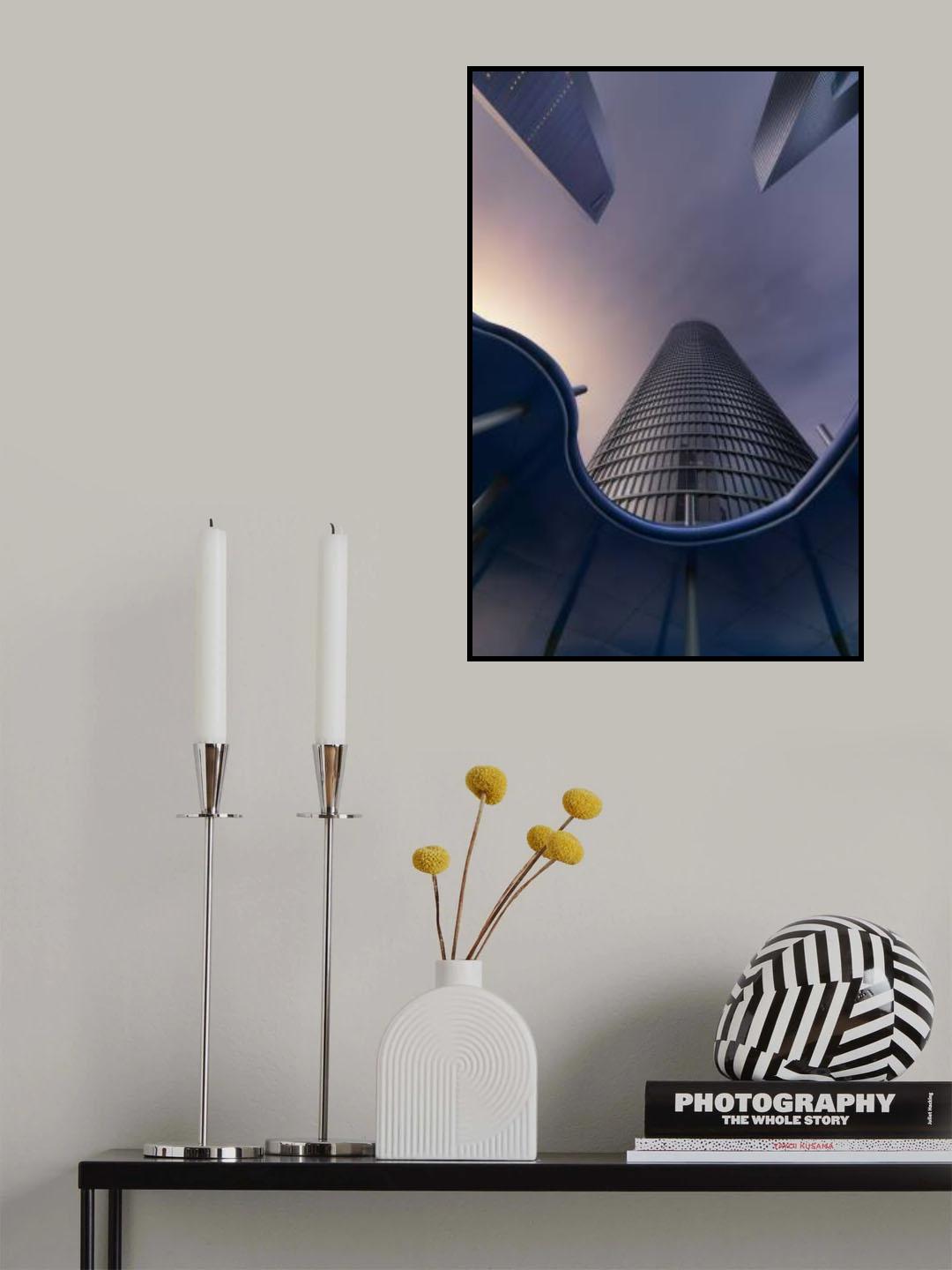 Between buildings Poster och Canvastavla
