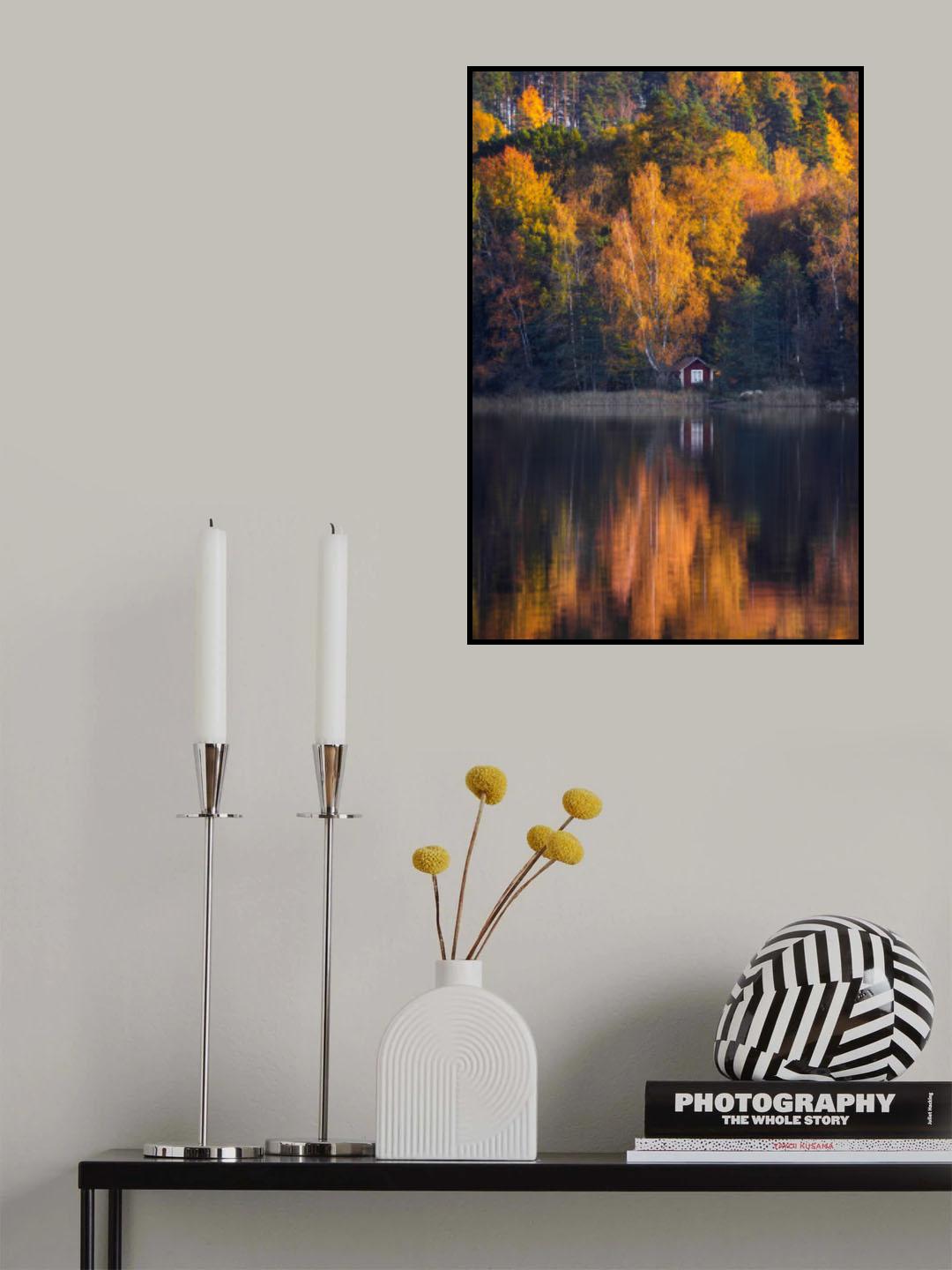 Lake house in autumn colors Poster och Canvastavla