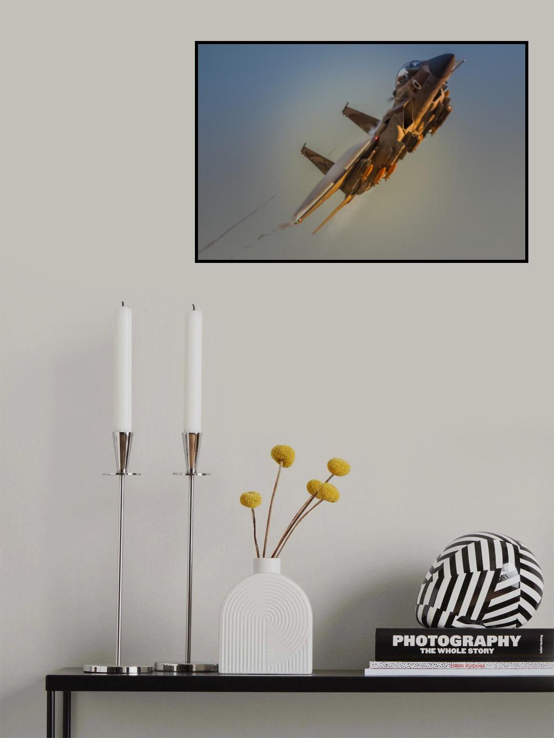 Bursting throgh the frame Poster och Canvastavla
