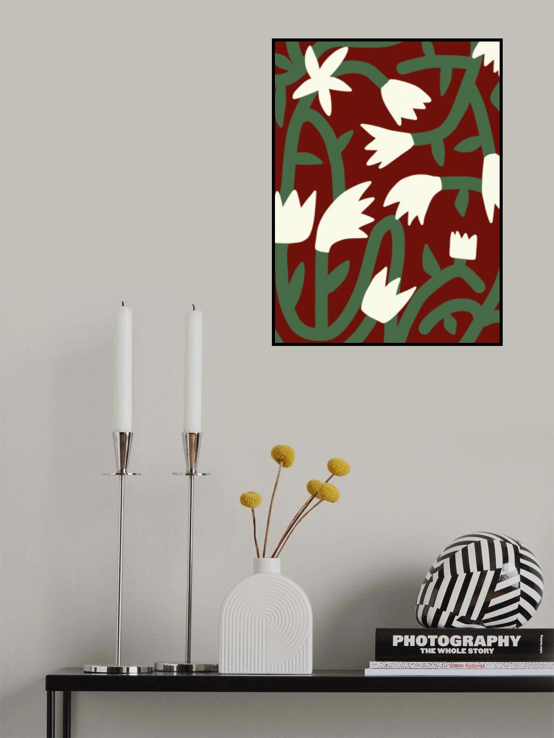 Maroon Bloom Vine Poster och Canvastavla