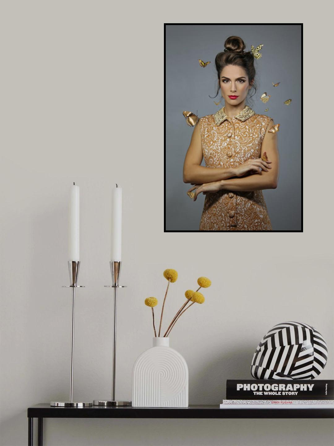 Lady Butterfly V Poster och Canvastavla
