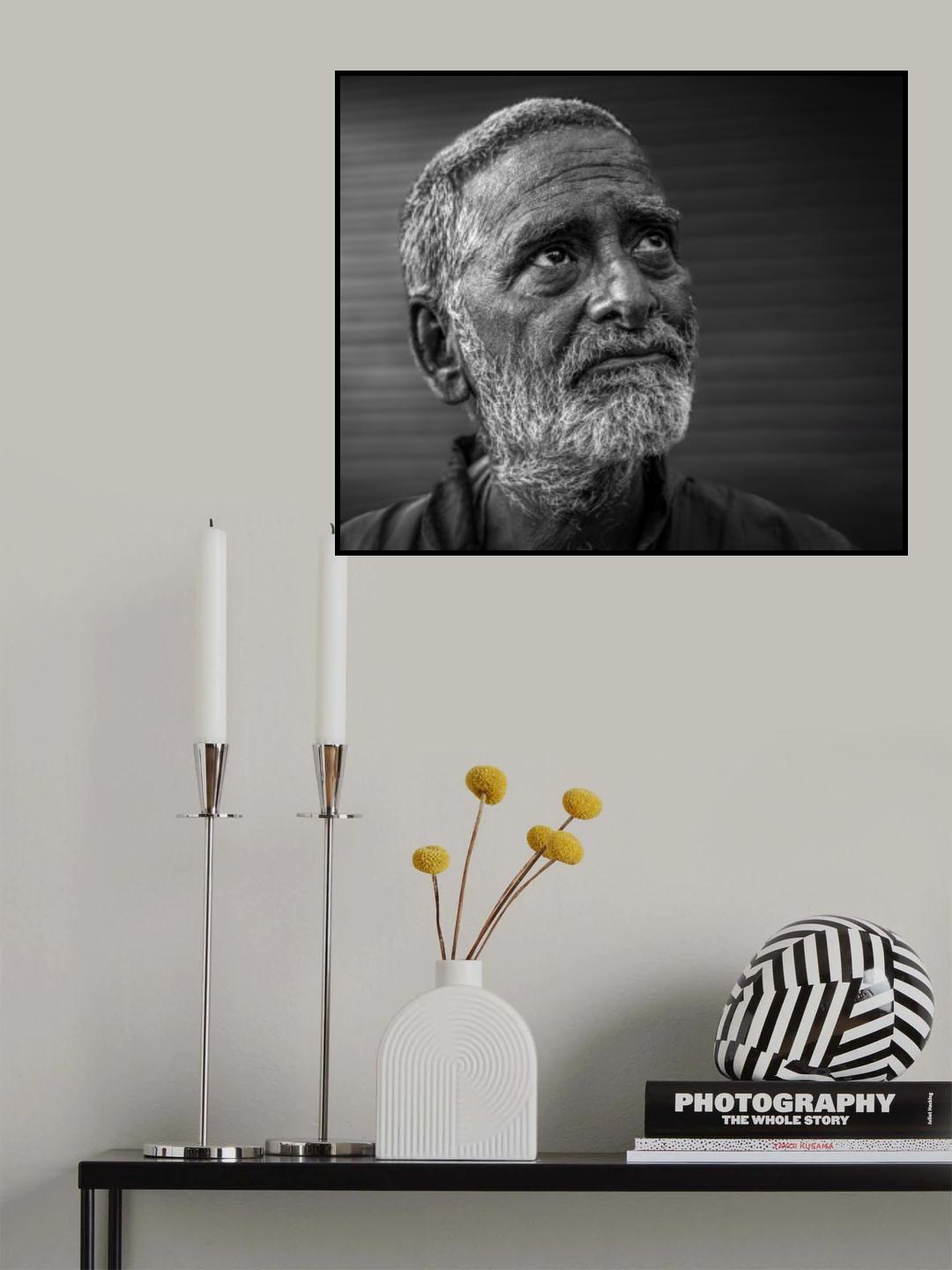 Wistful gaze Poster och Canvastavla