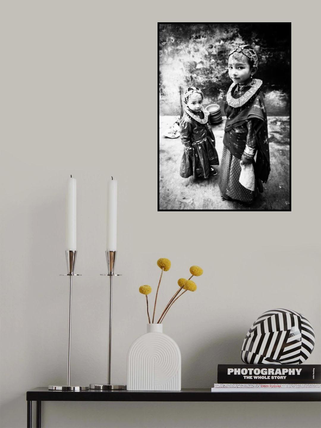 sisters in Nepal Poster och Canvastavla