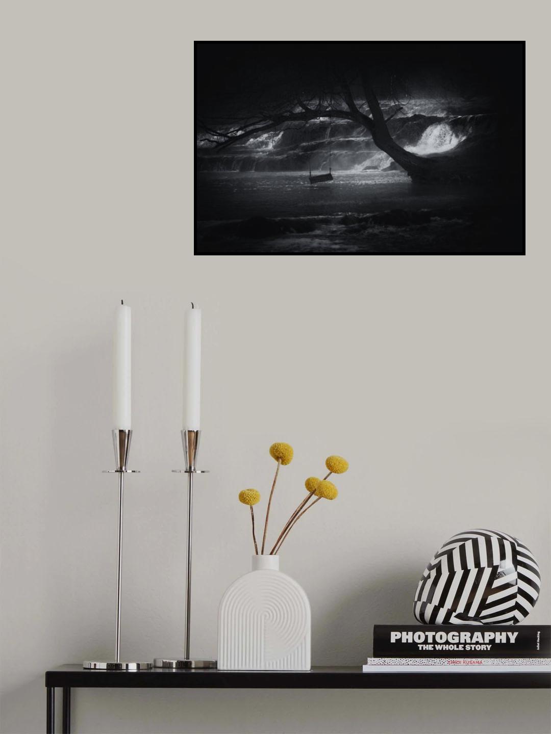 Hanging in the balance Poster och Canvastavla