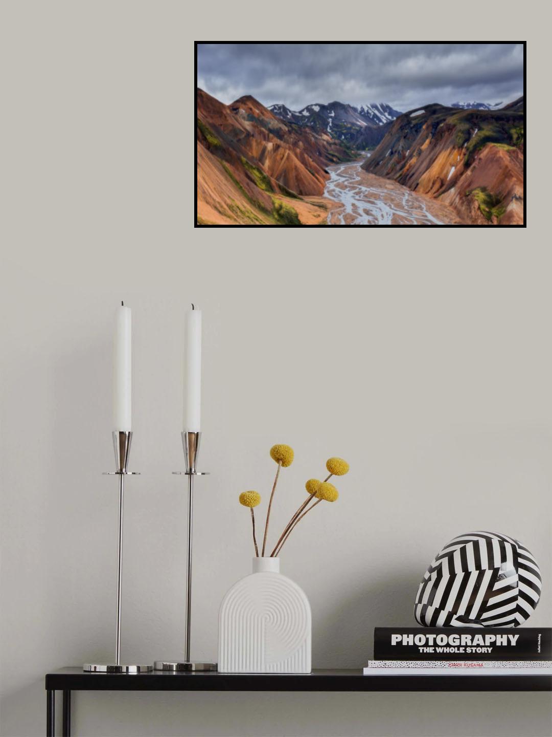 Vibrant Landmannalaugar Valley Poster och Canvastavla