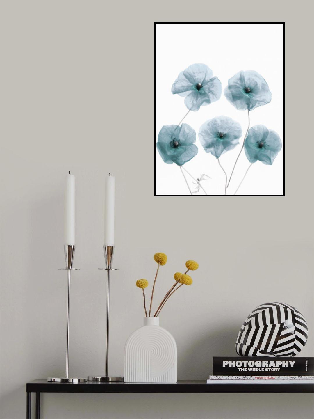 Blue Delicate Flowers Poster och Canvastavla