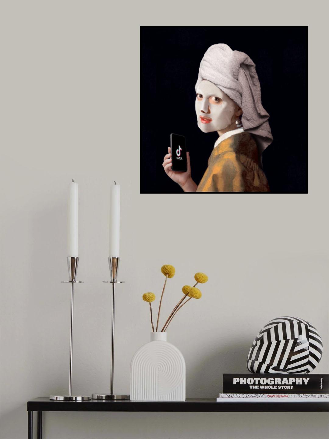 Girl with TikTok Poster och Canvastavla