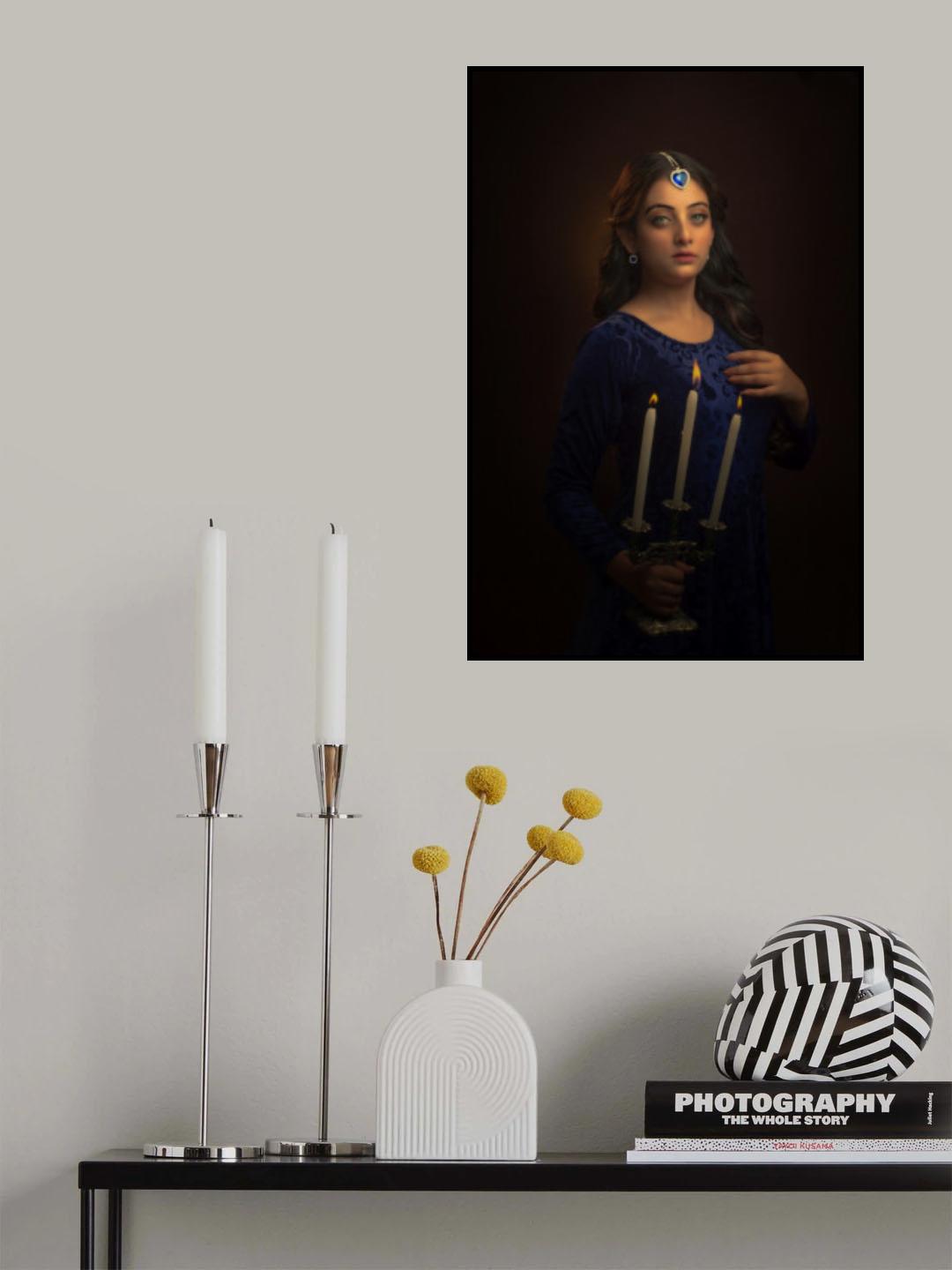 LADY IN DARK NIGHT Poster och Canvastavla