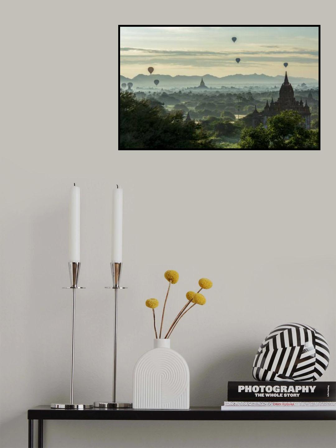 Balloons on temples Poster och Canvastavla
