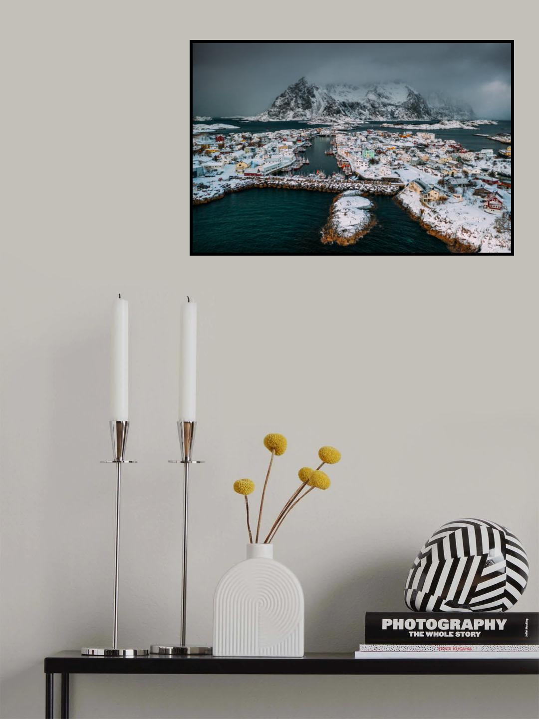 Twilight in Henningsvaer Poster och Canvastavla