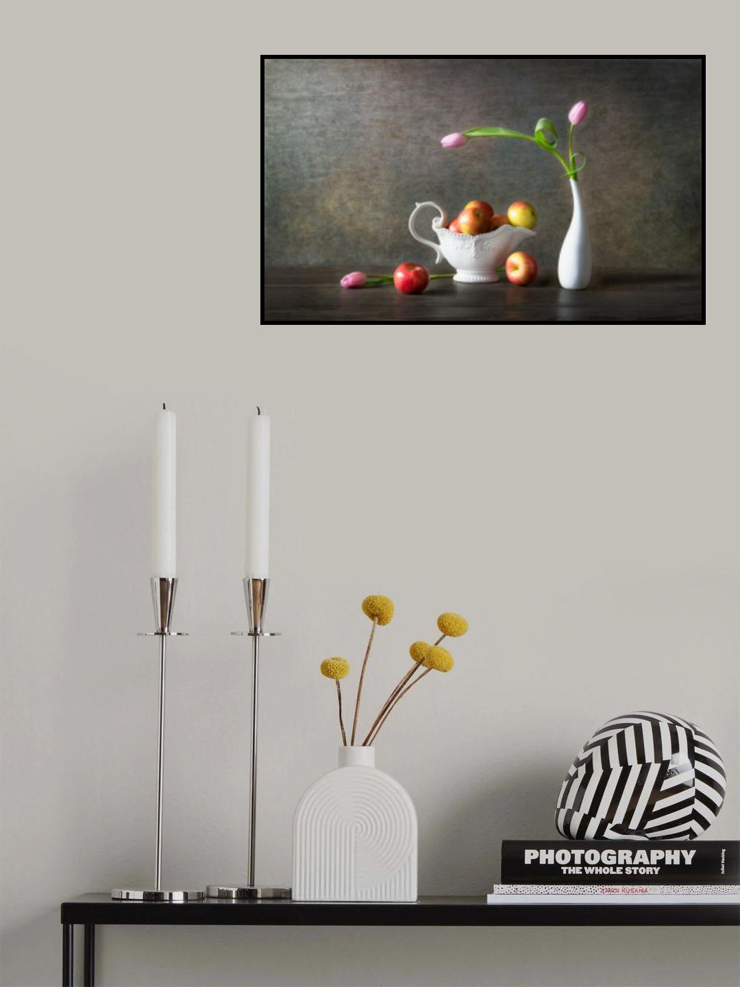 Apples and Tulips Poster och Canvastavla