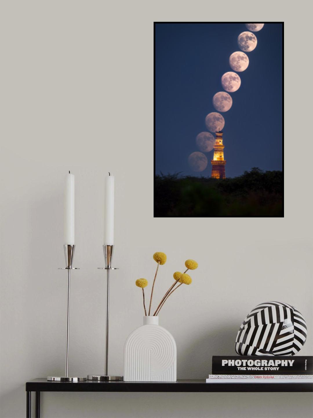 Almost a Supermoon Poster och Canvastavla