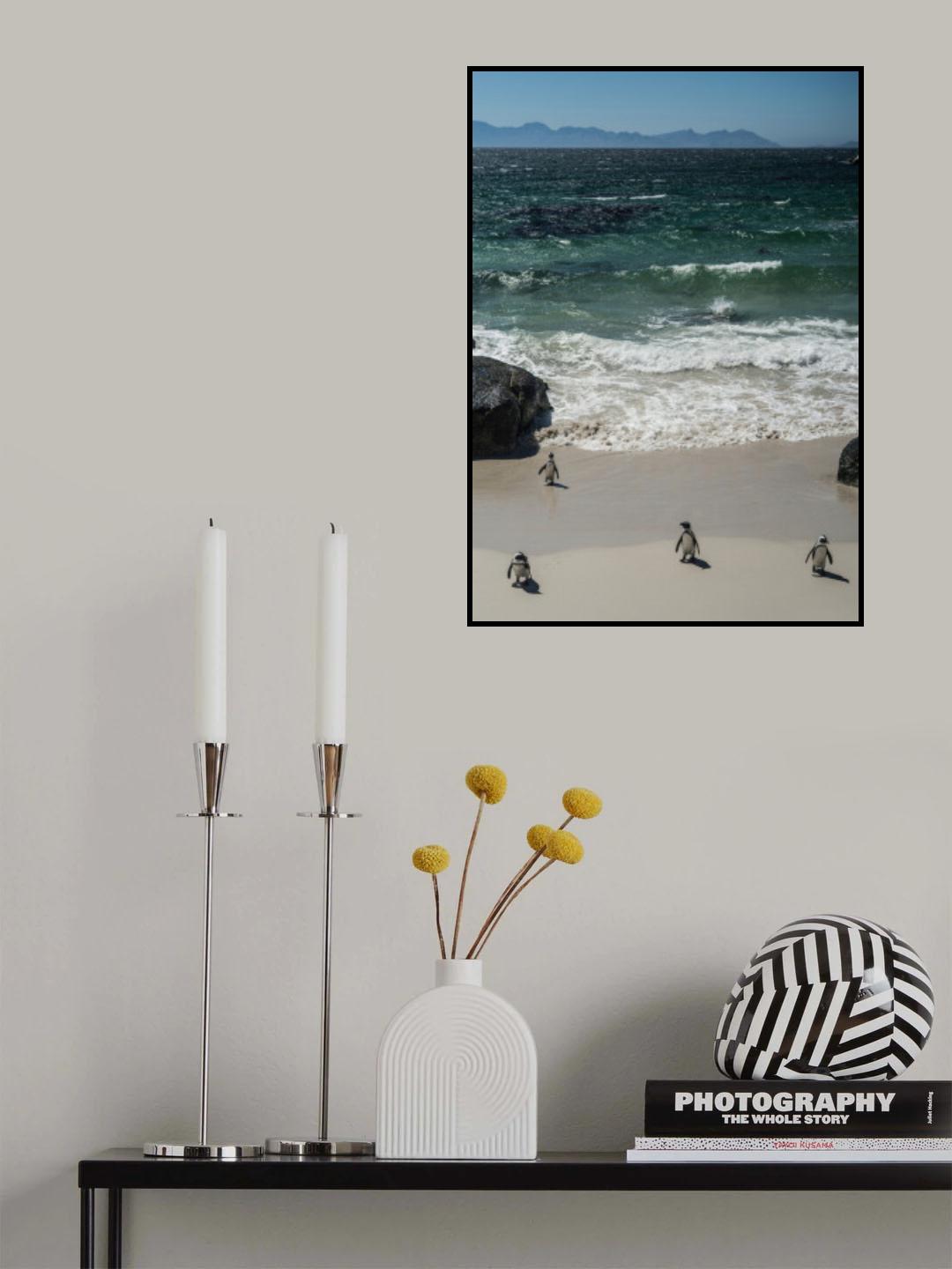 Coming In Poster och Canvastavla