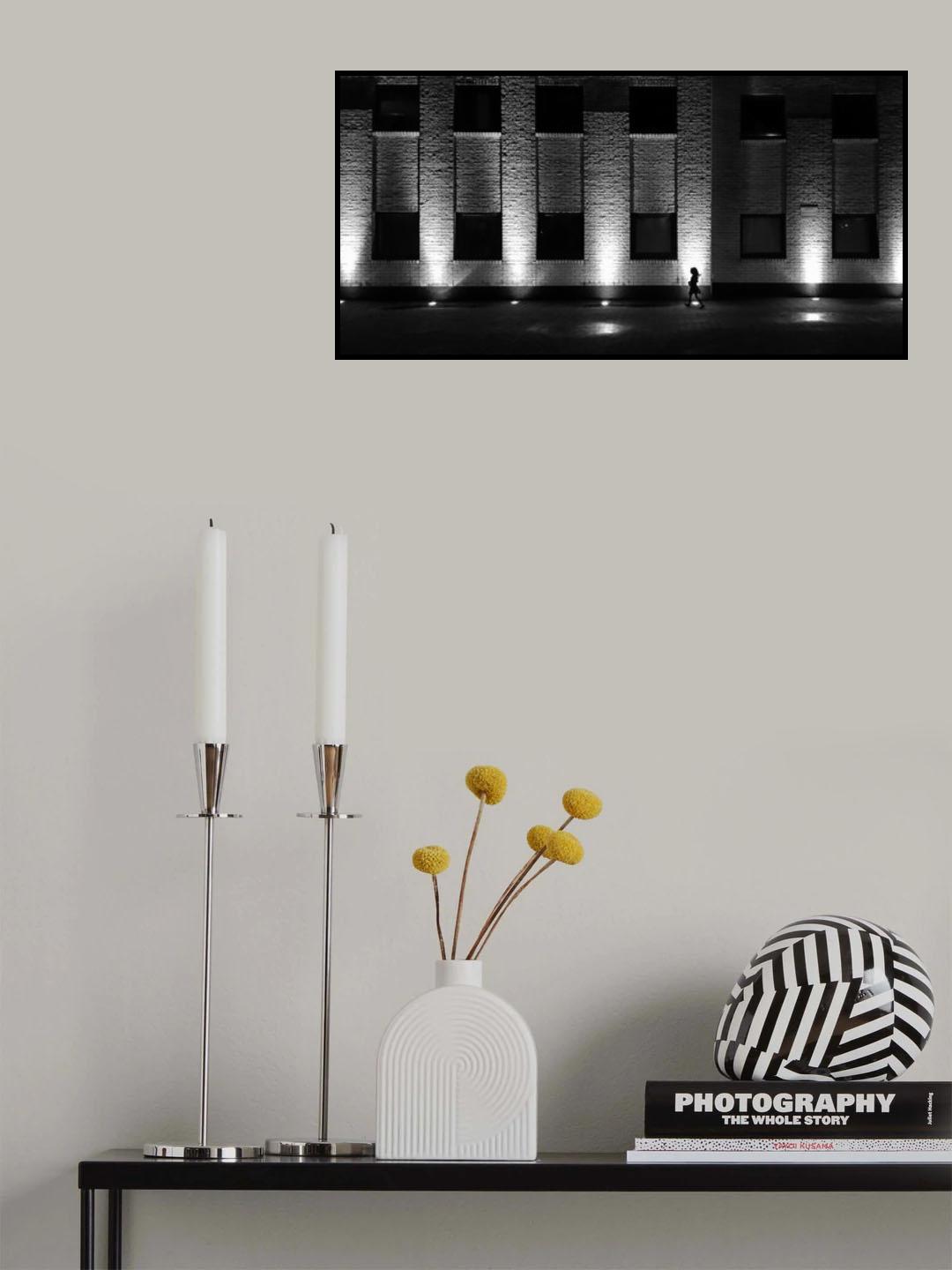 Hurry home: it's late little girl...! Poster och Canvastavla