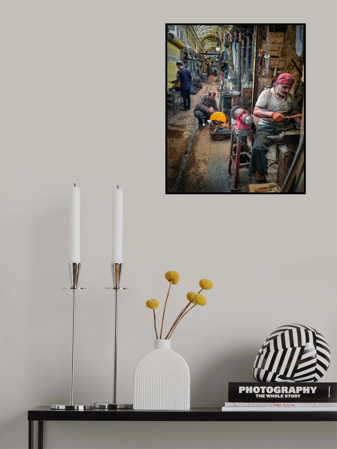 Everyone works Poster och Canvastavla