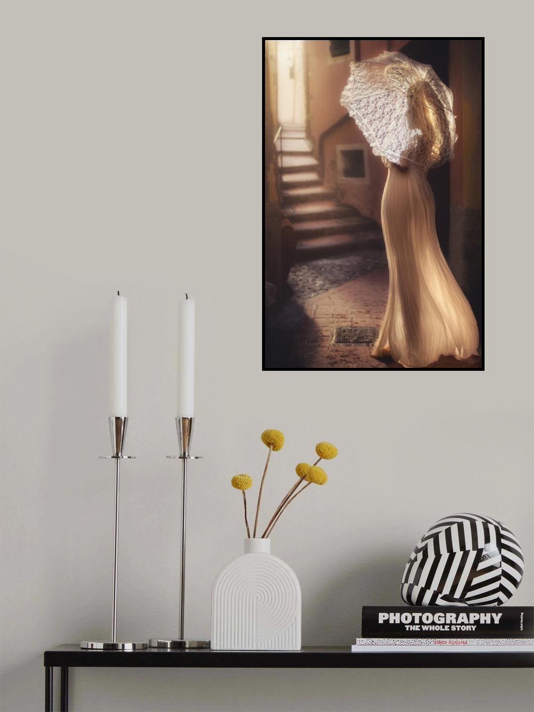 WALKING TOWARD THE SUN Poster och Canvastavla