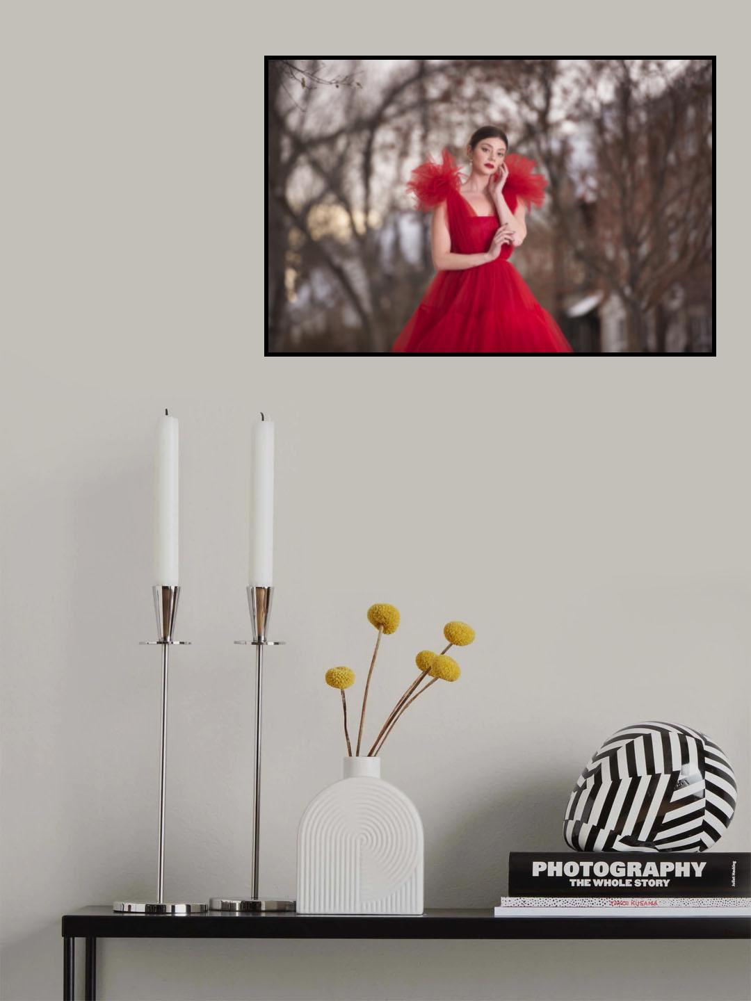 Beauty in Red Poster och Canvastavla