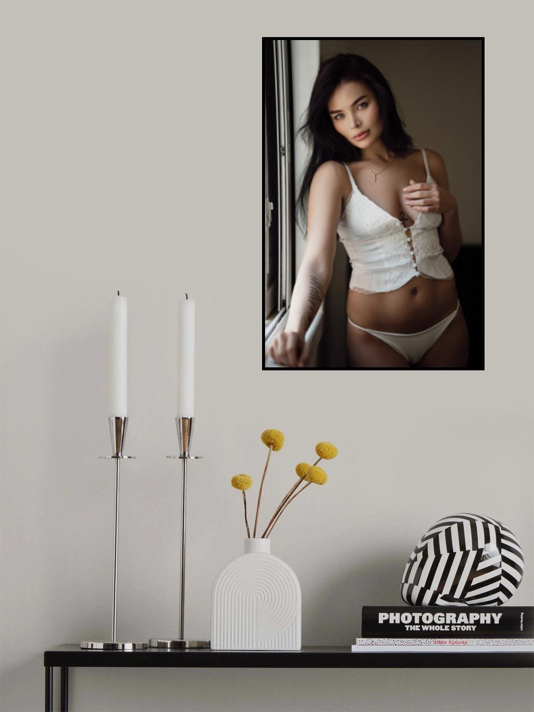Cought by light (Yanna) Poster och Canvastavla