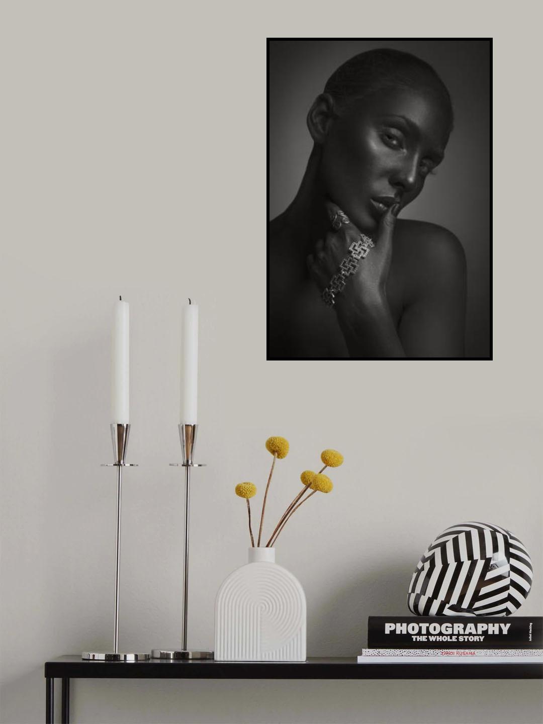 Model with bracelet and ring_3 Poster och Canvastavla