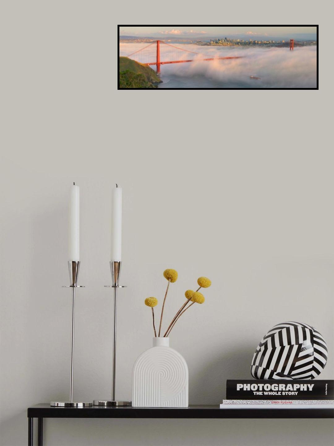 Engulfed Poster och Canvastavla