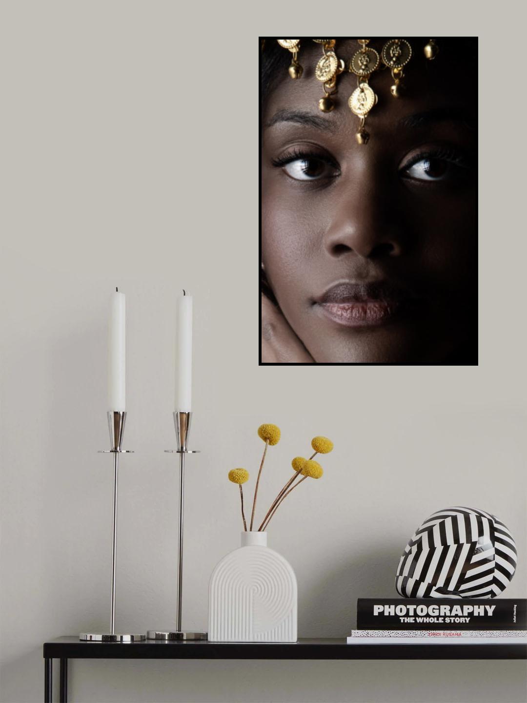 Ebony Eyes Poster och Canvastavla