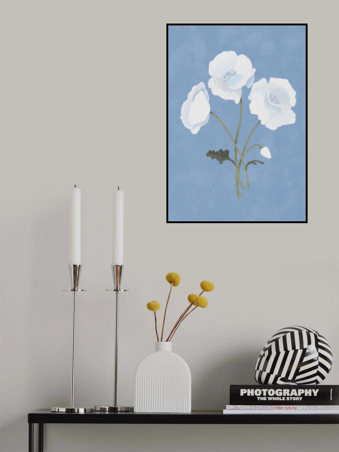 White On Blue Poster och Canvastavla
