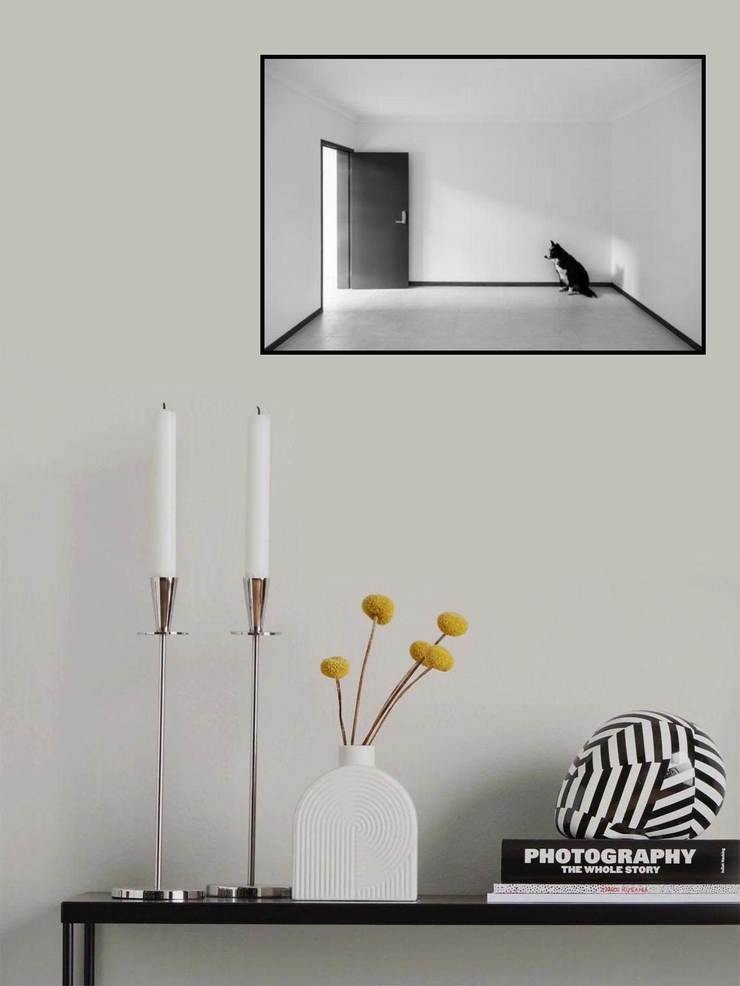 Waiting in the Corner Poster och Canvastavla