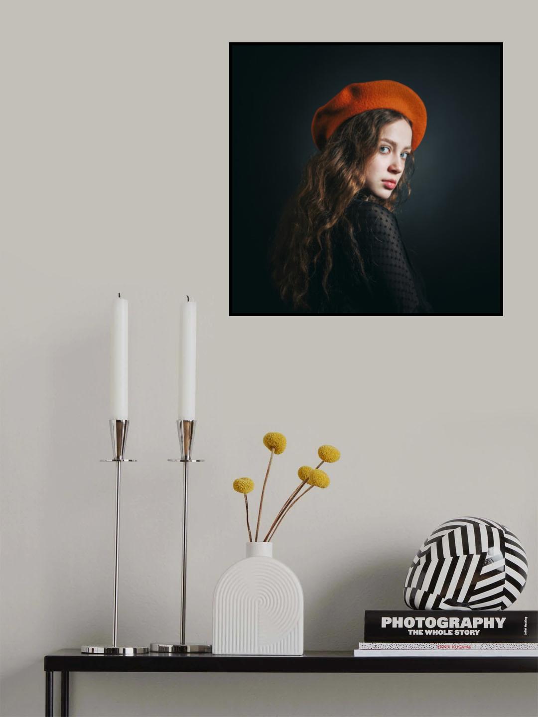 Orange beret. Poster och Canvastavla