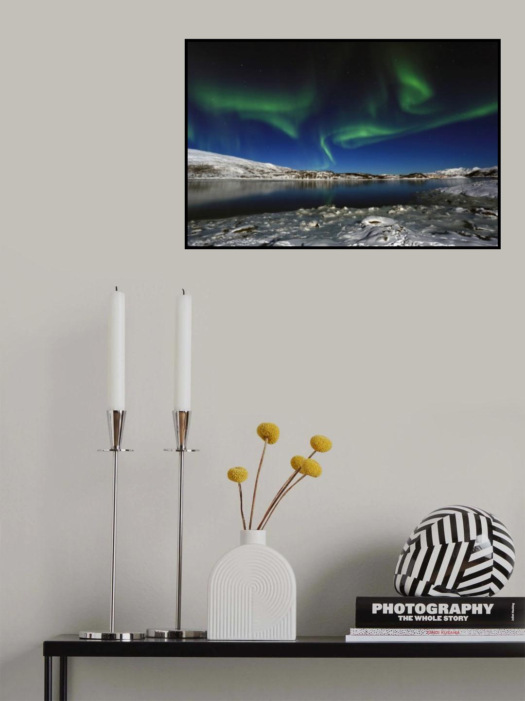 Northern light at Scarsfjord Poster och Canvastavla