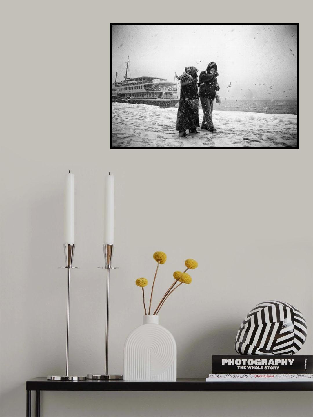 While the snow flakes in Karaköy are snowing Poster och Canvastavla