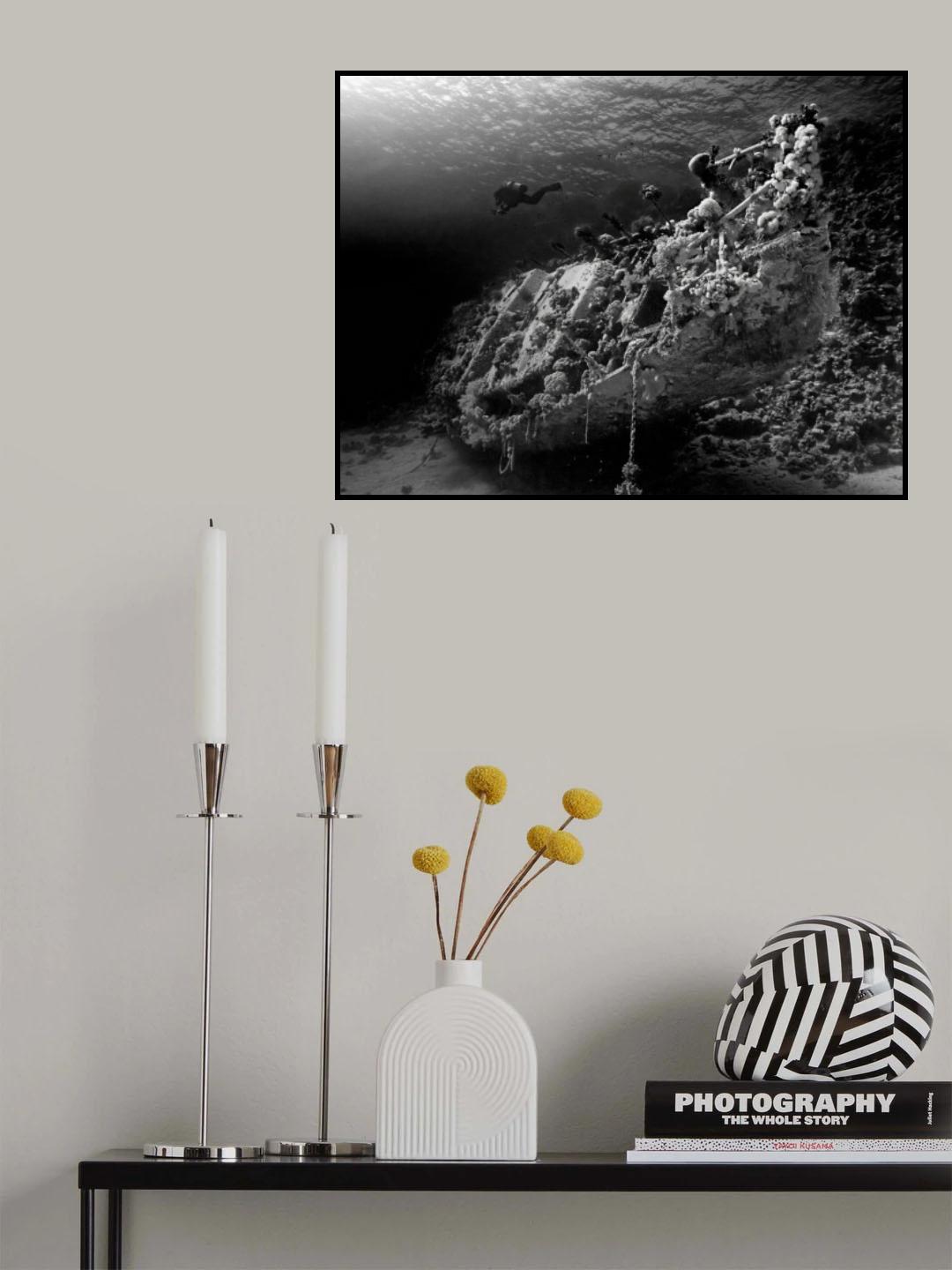 Sunken Yacht of Abu Galawa Poster och Canvastavla